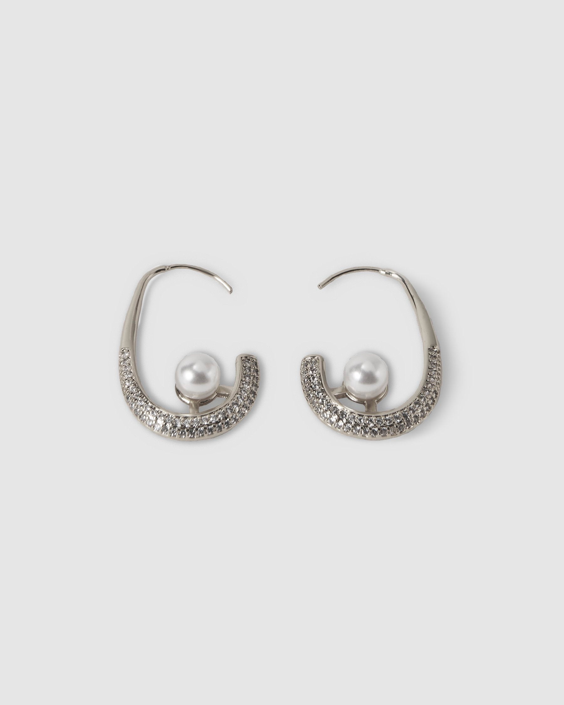 DIAMOND & PEARL HOOK EARRINGS - SILVER