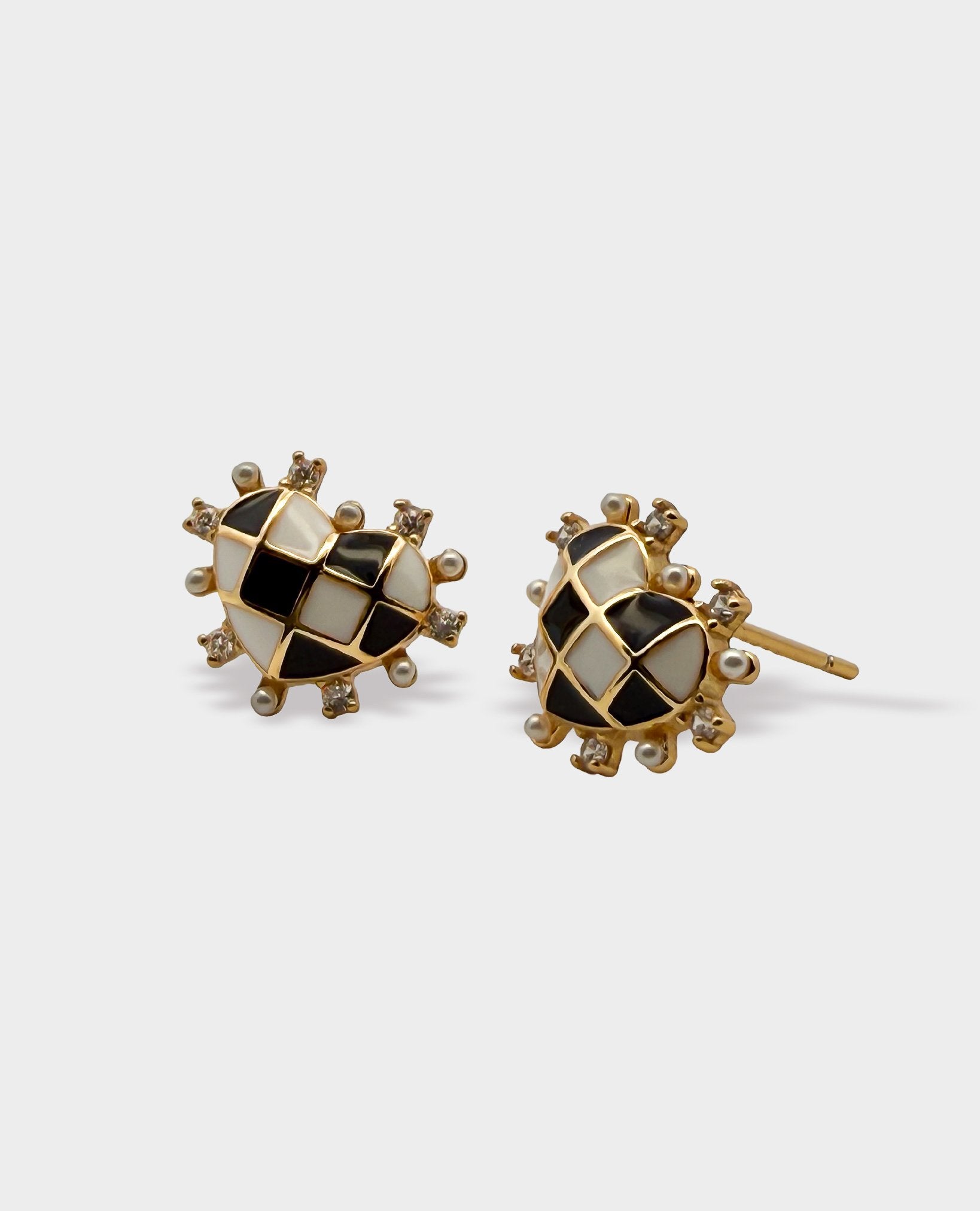 HEART CHEQUERED EARRINGS