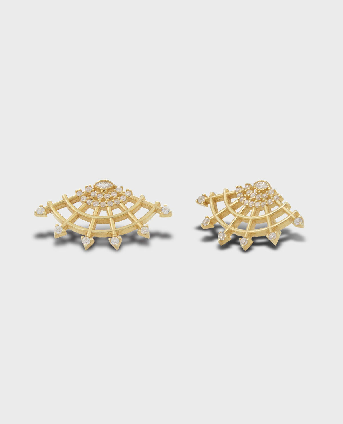 WEB GOLD STUD EARRINGS