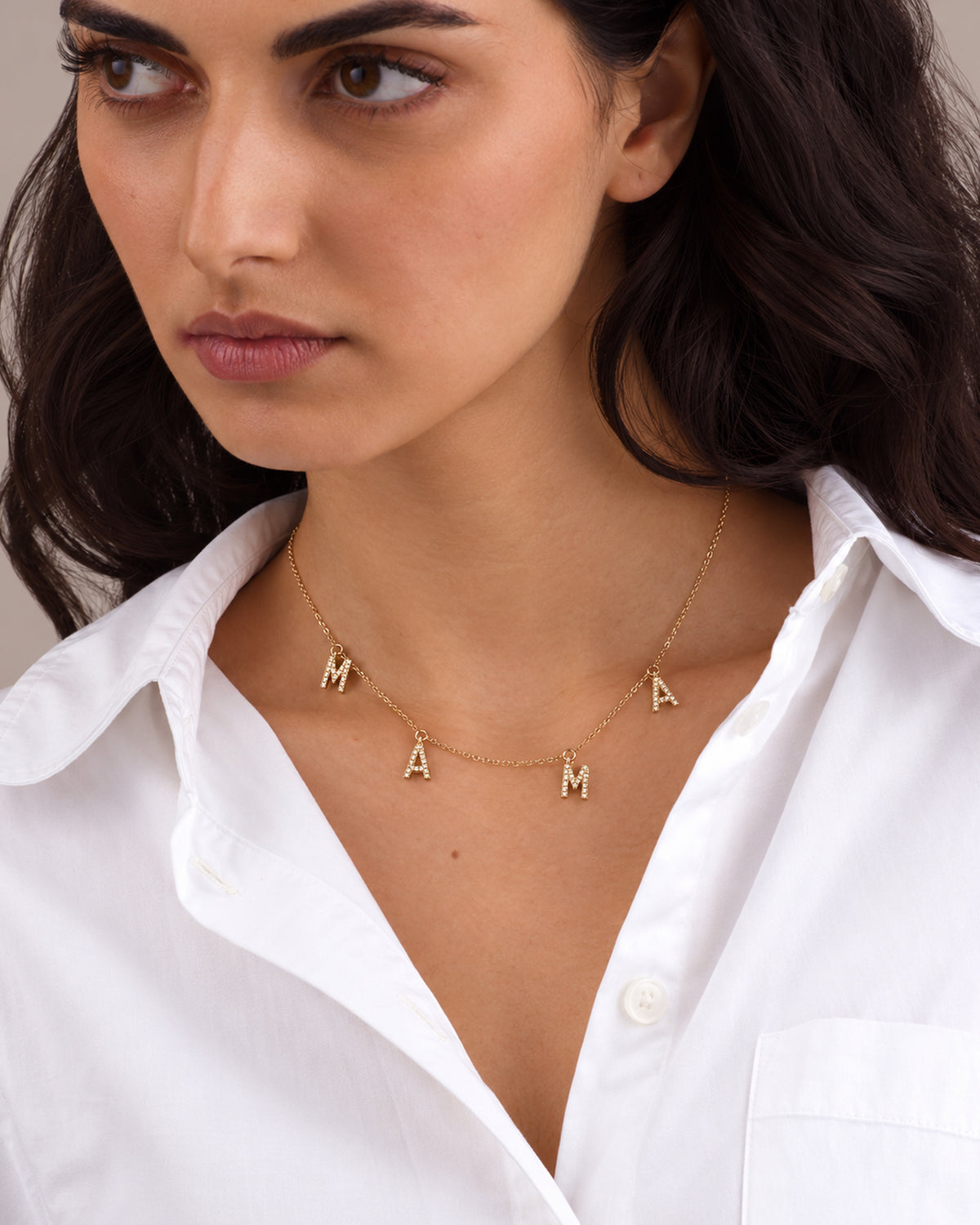 MAMA GOLD LETTER NECKLACE