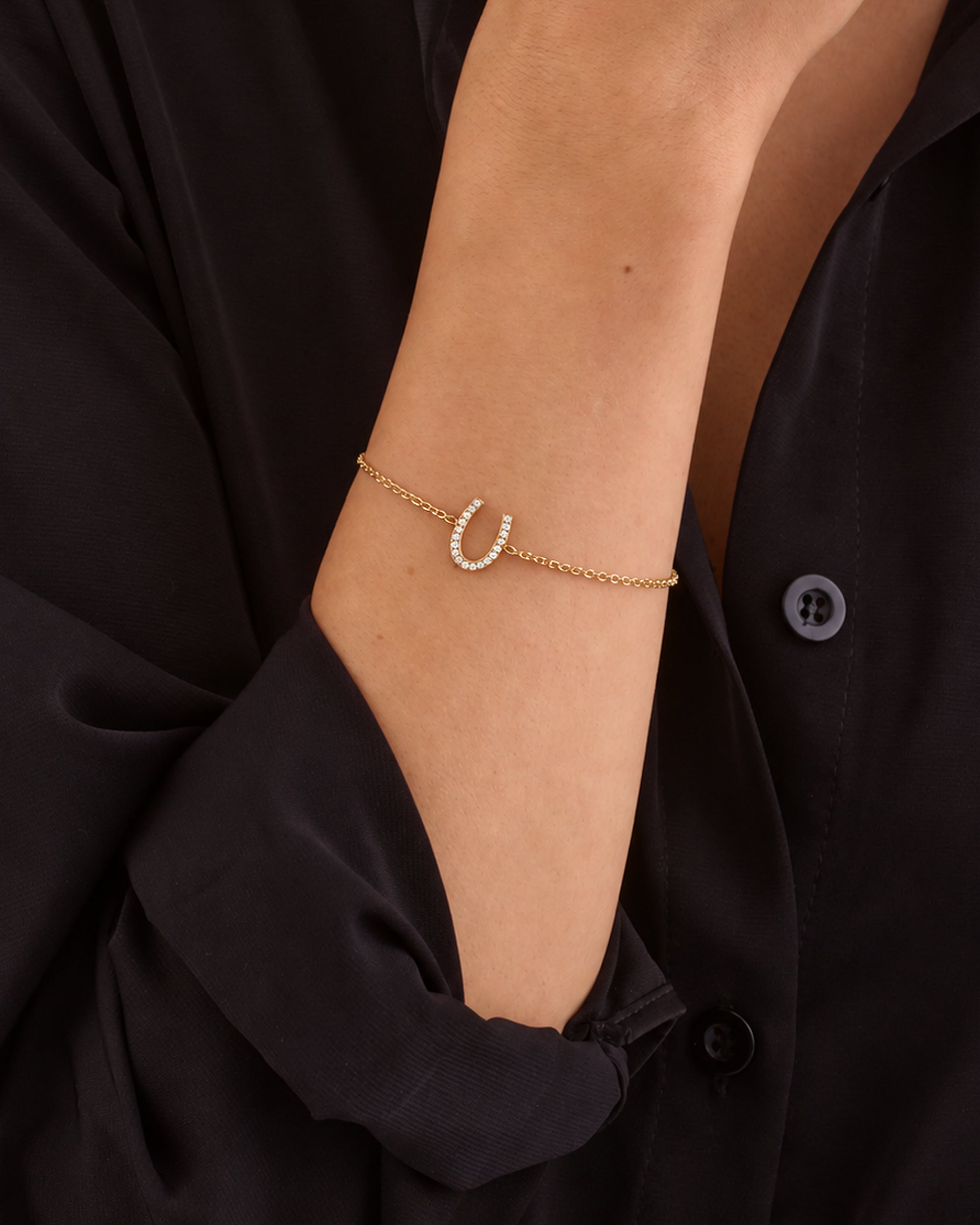 HORSESHOE CHARM GOLD BRACELET