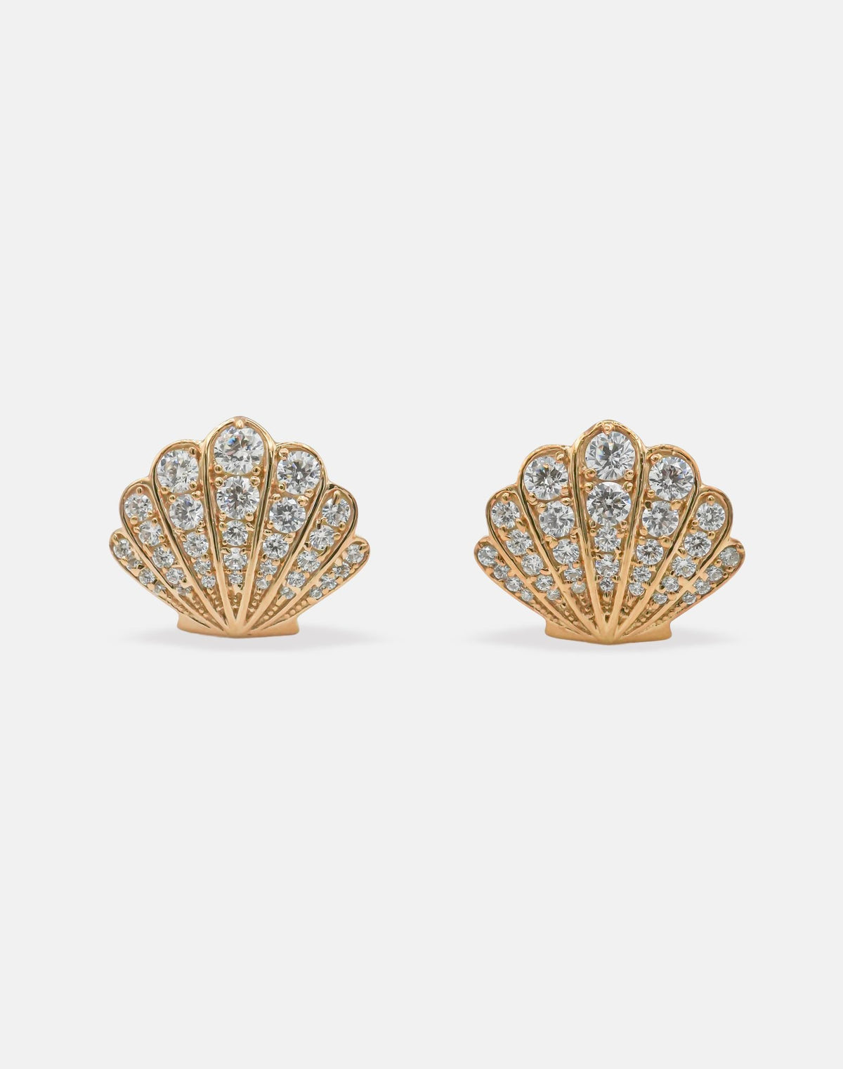 LA PLAGE SCALLOP SHELL EARRINGS