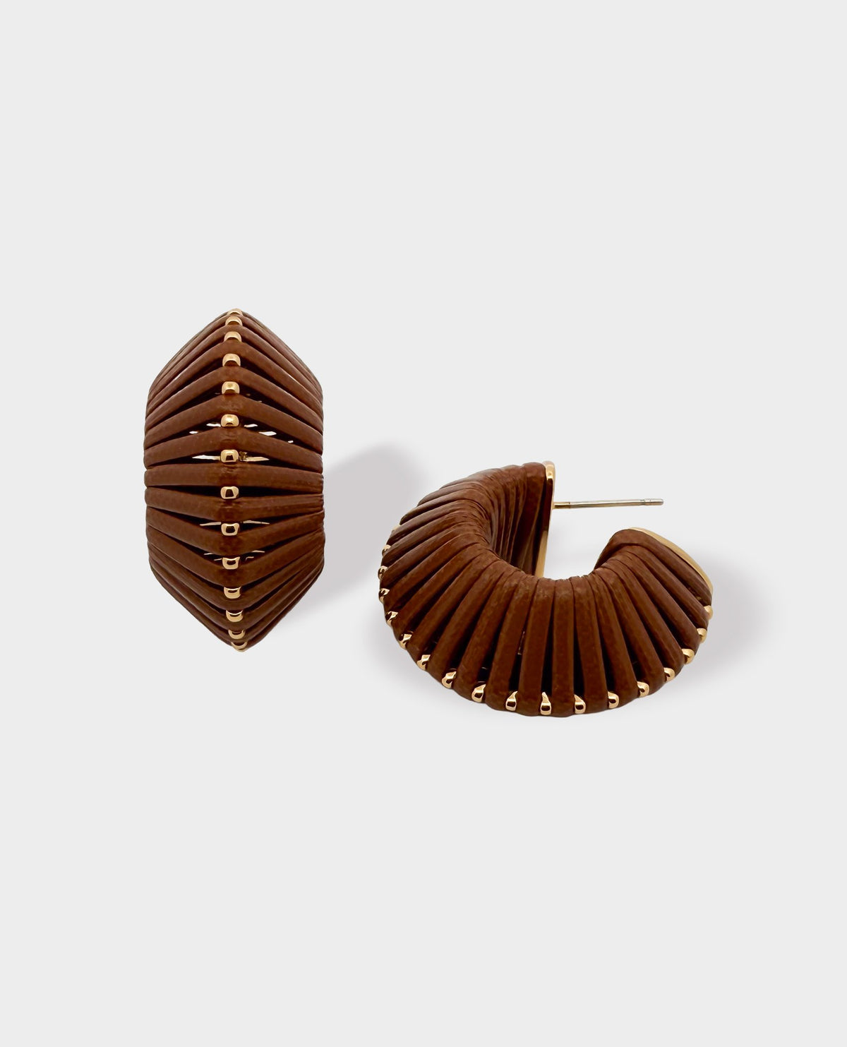 CHUNKY LEATHER HOOP EARRINGS - BROWN