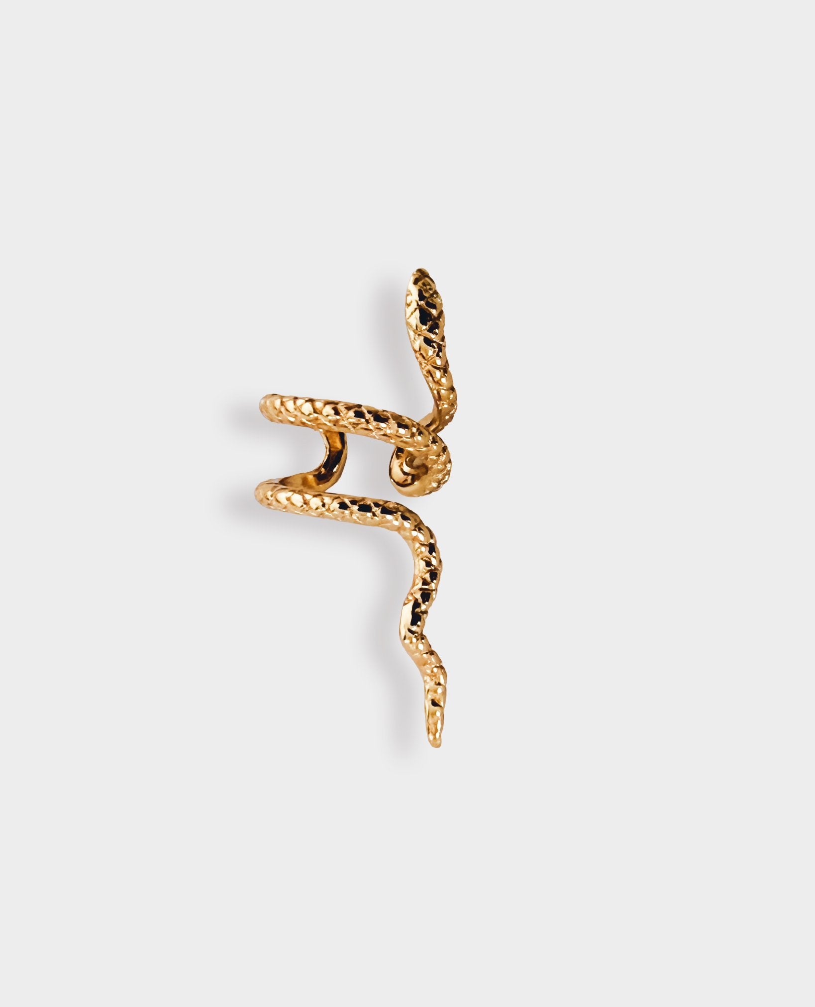 SNAKE GOLD EAR CUFF