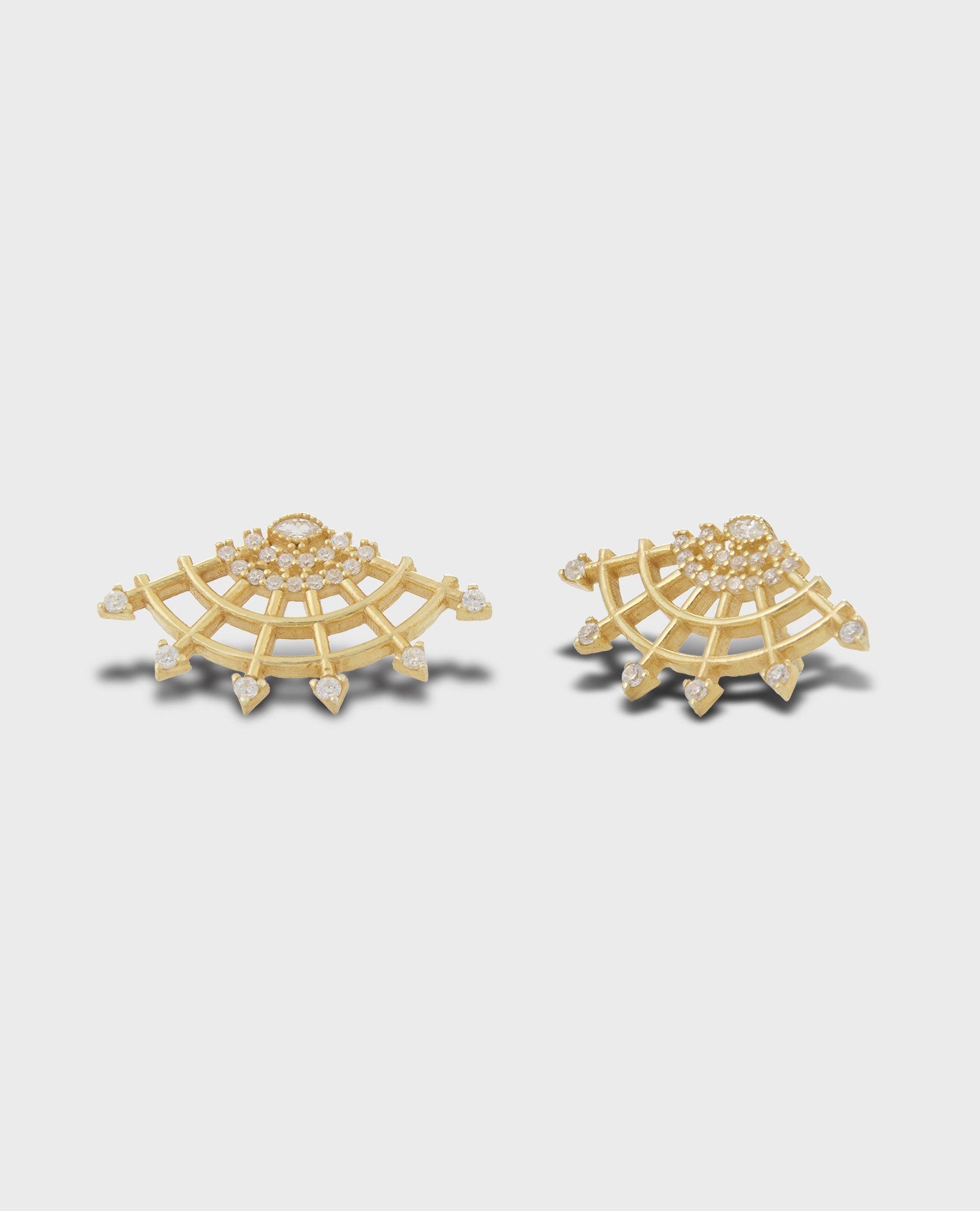 WEB GOLD STUD EARRINGS