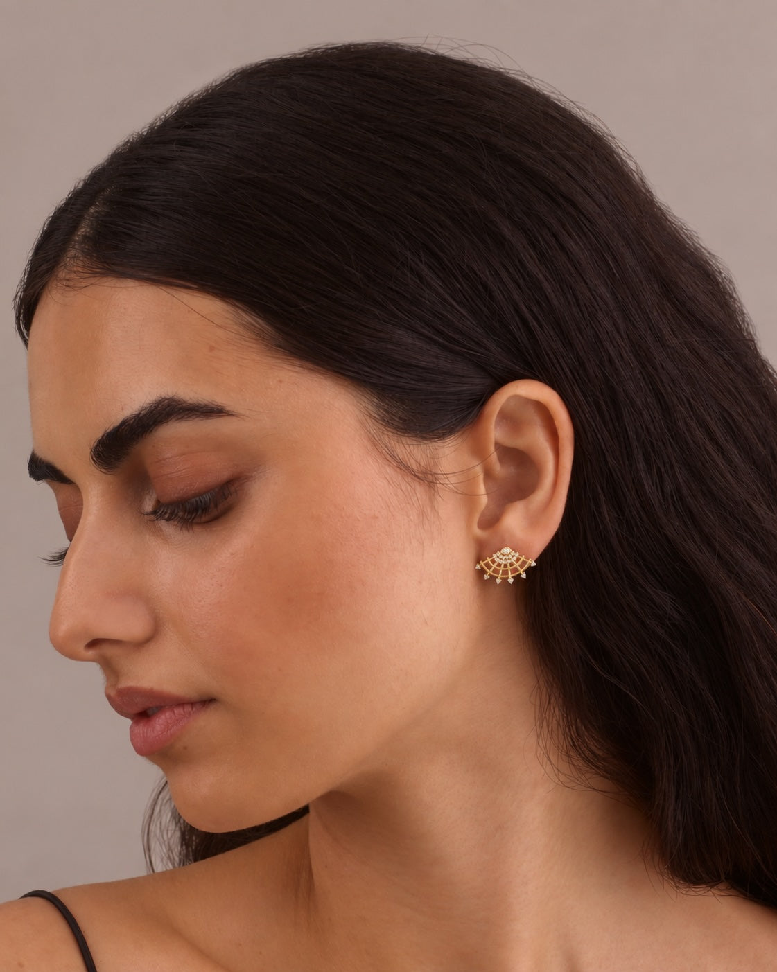 WEB GOLD STUD EARRINGS