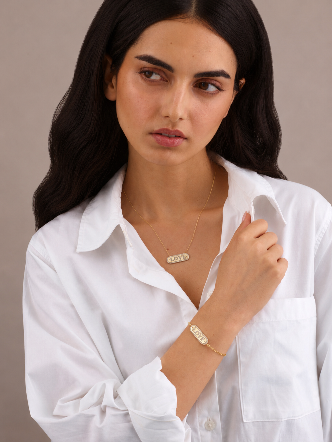 LOVE GOLD PENDANT NECKLACE & BRACELET SET