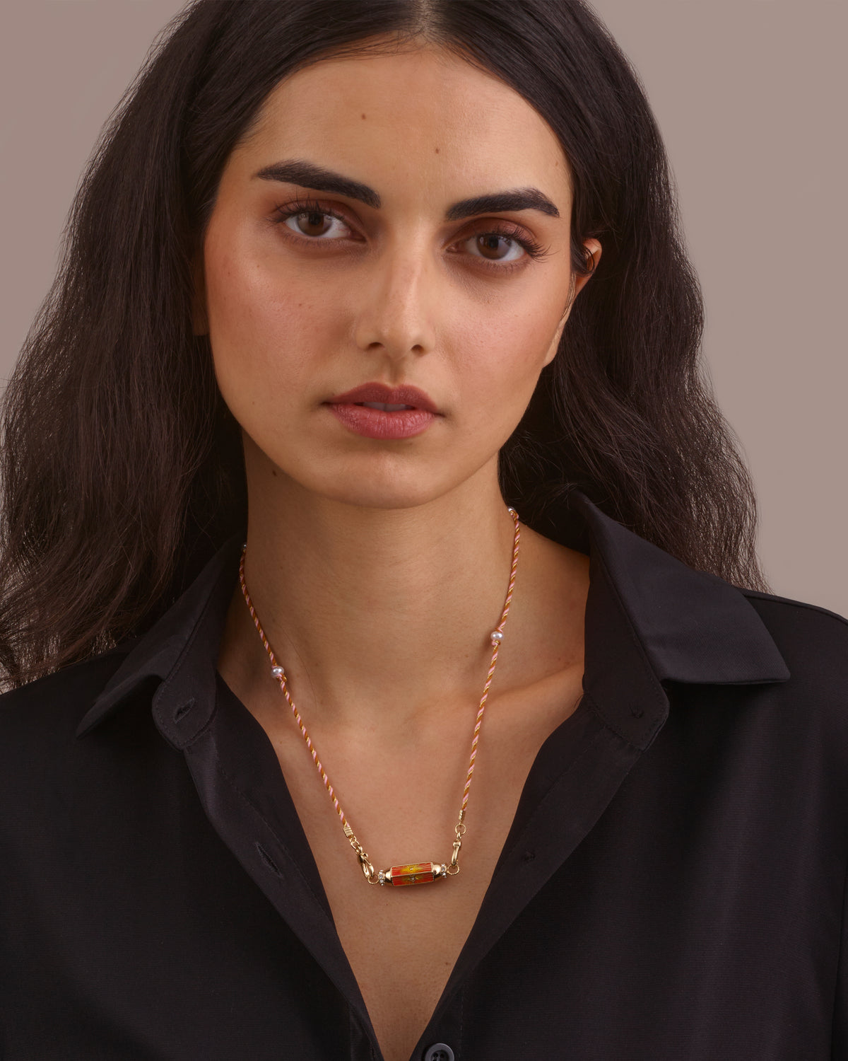 STARBURST AMULET PENDANT NECKLACE - ORANGE