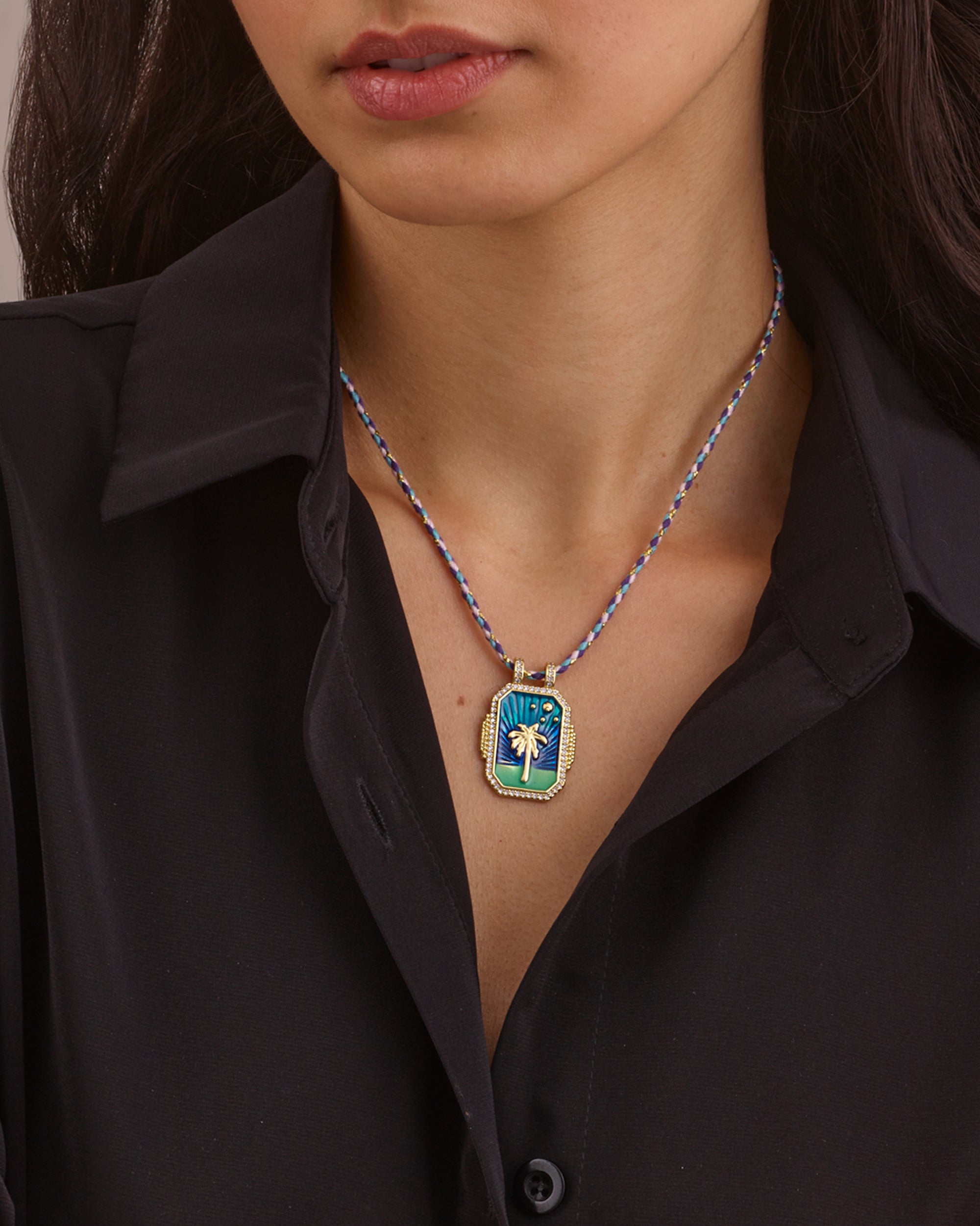 PALM TREE PENDANT NECKLACE