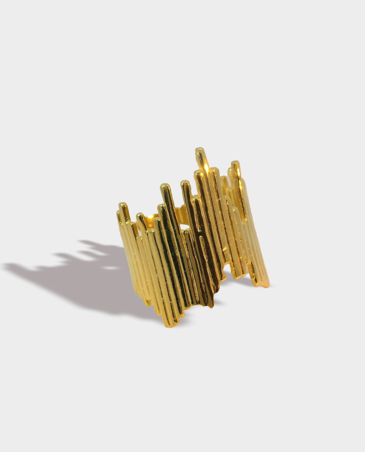 JAGGED EDGES GOLD RING