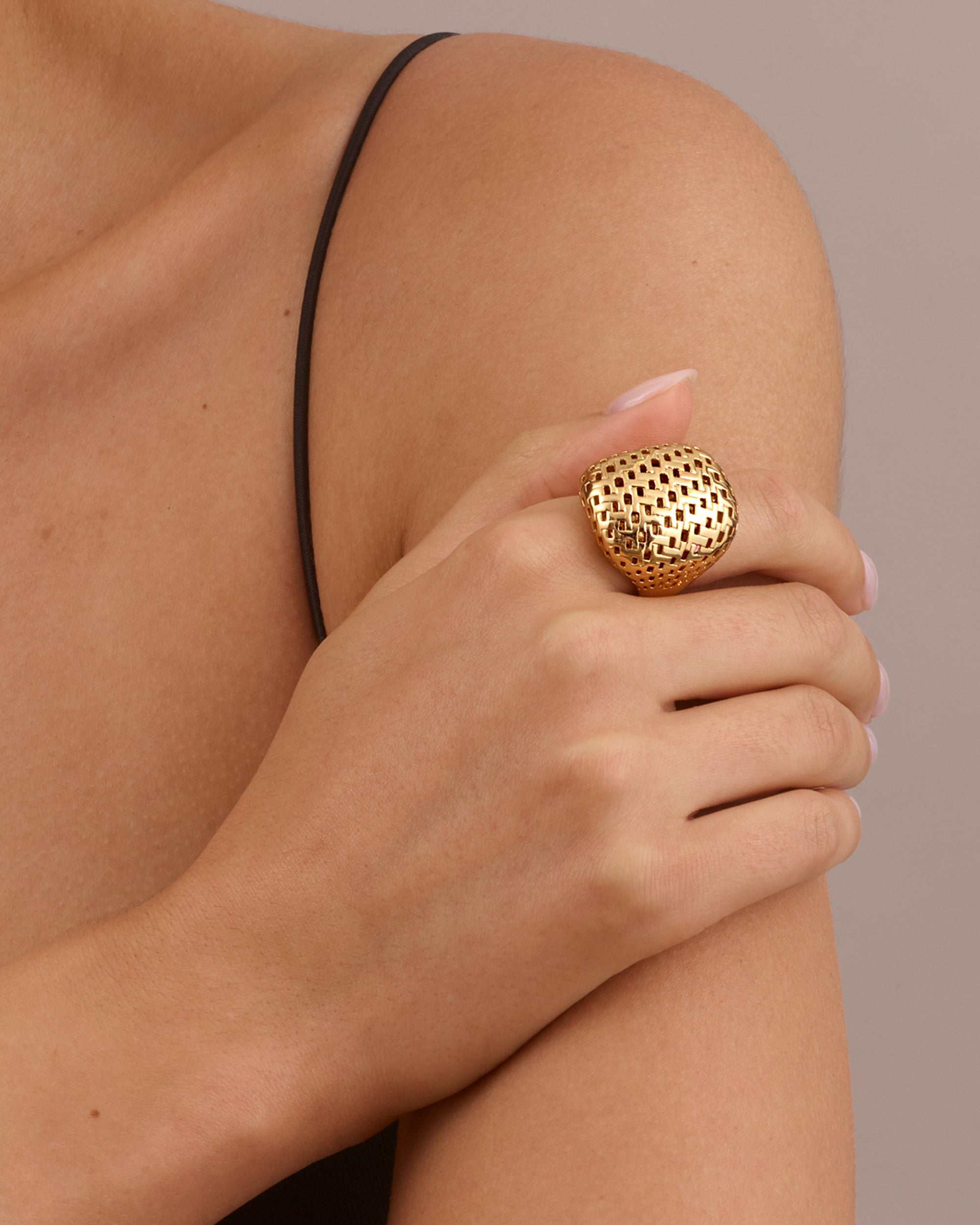 WOVEN GOLD RING